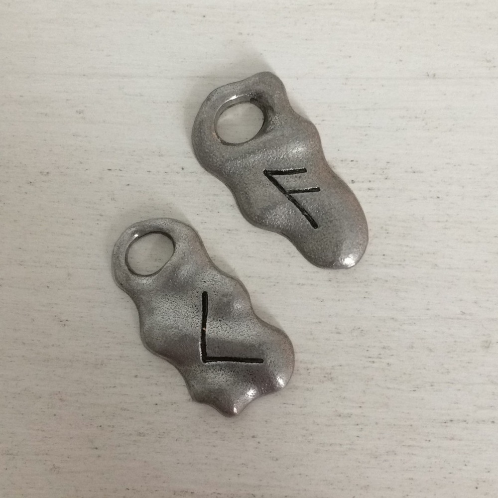 RUNE CHARM Pendants